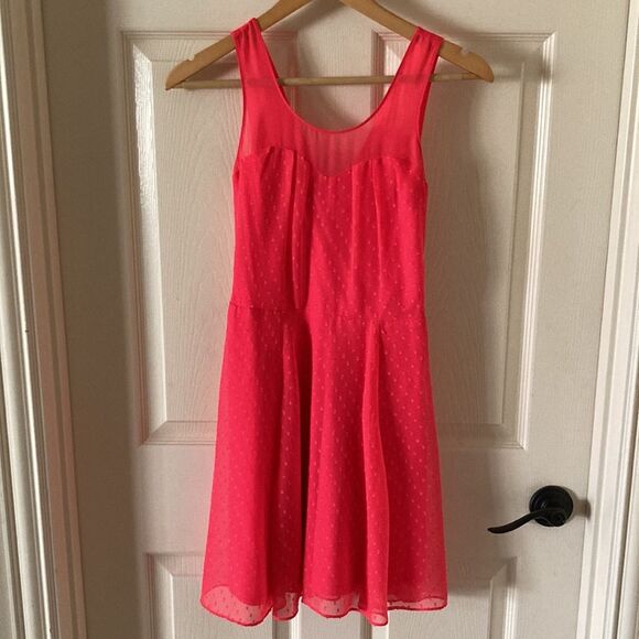 NEW Express Barbiecore Pink Sweetheart Fit & Flare Mini Dress Lined Size 0 NWOT - Picture 2 of 10